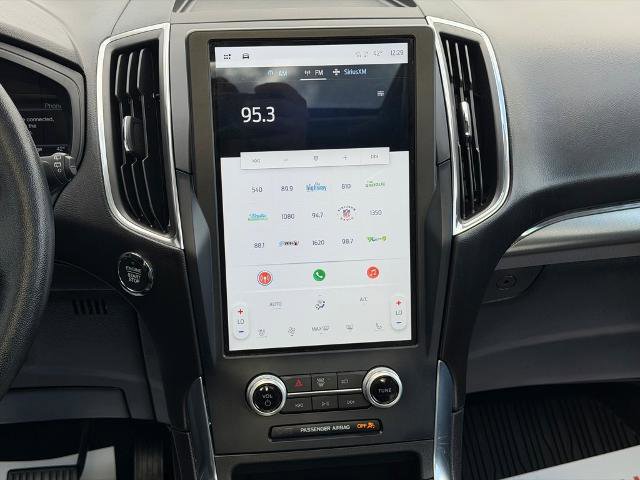 Certified 2022 Ford Edge Titanium image 17
