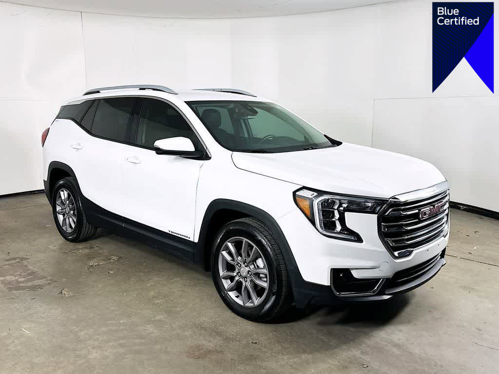 Used 2024 GMC Terrain SLT image 1