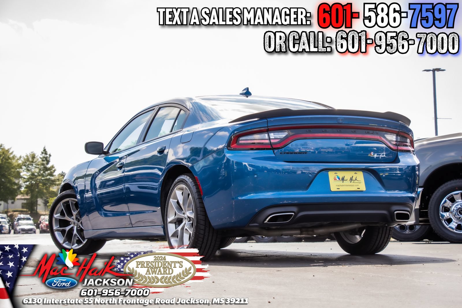 Used 2022 Dodge Charger SXT w/ Plus Group RWD image 5
