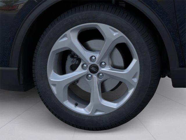 Certified 2025 Ford Escape ST-Line w/ Cold Weather Package AWD/4WD image 19