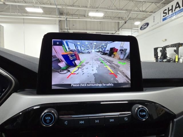 Certified 2022 Ford Escape SEL image 30