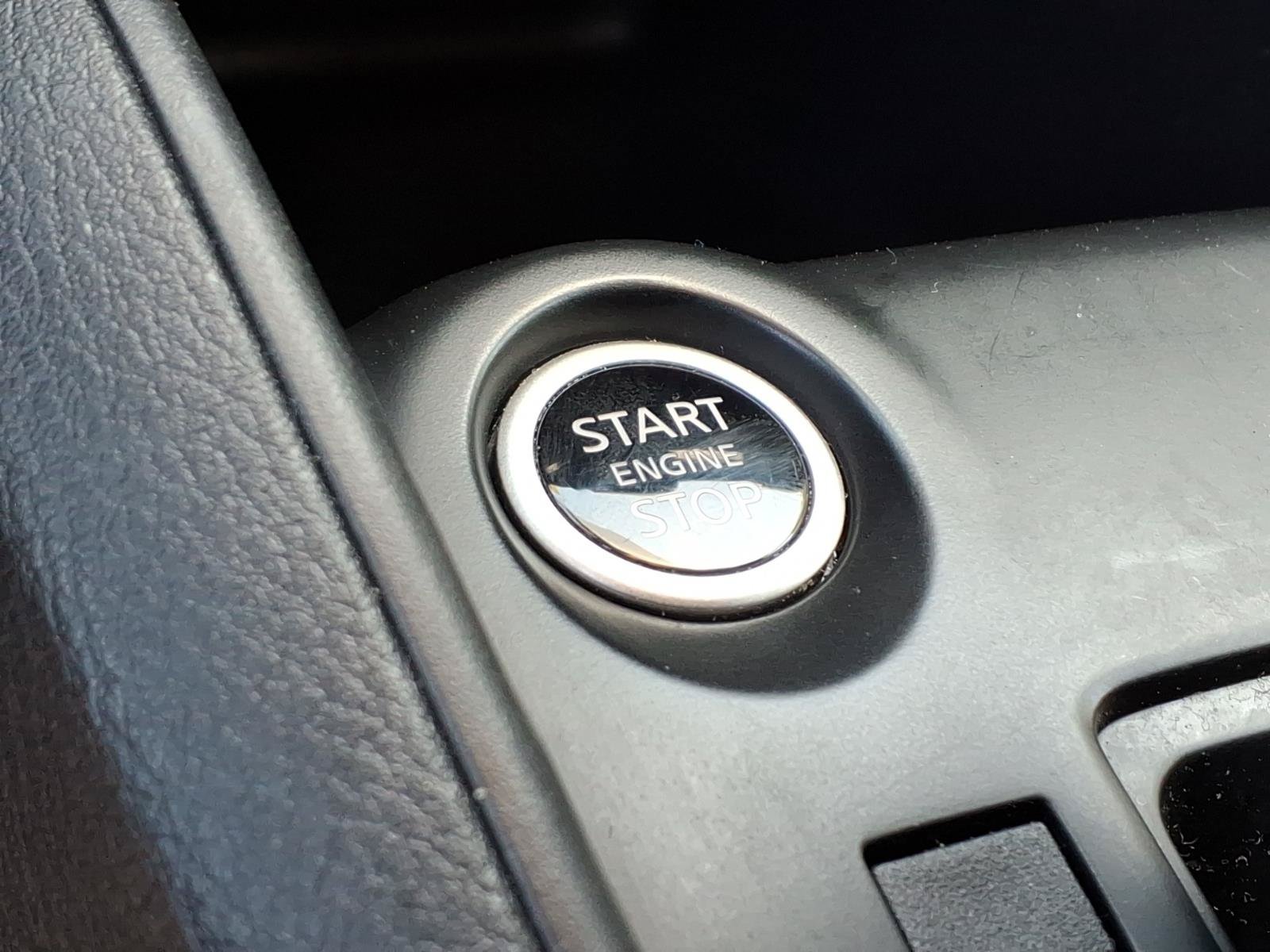 Used 2024 Nissan Kicks S FWD image 17