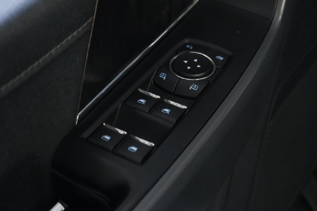 Certified 2021 Ford F150 Lariat AWD/4WD image 22