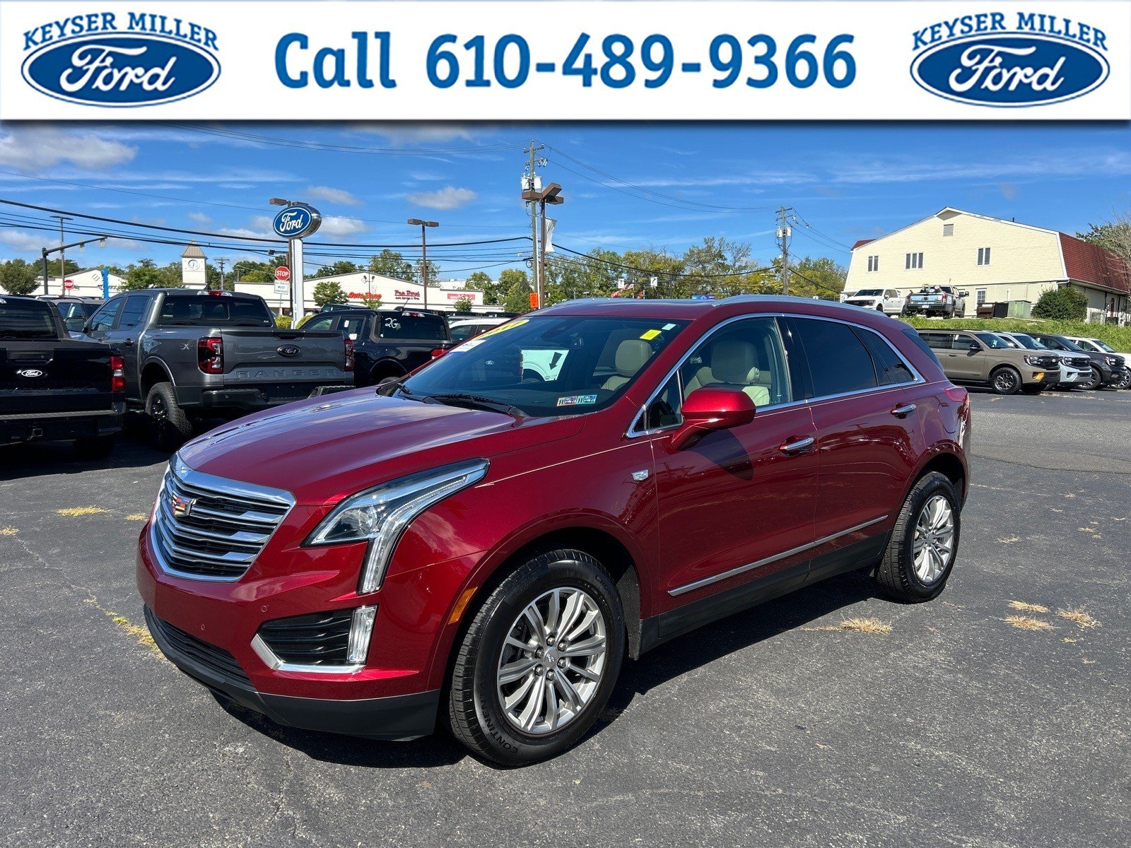 Used 2017 Cadillac XT5 Luxury w/ Driver Awareness Package AWD/4WD image 1