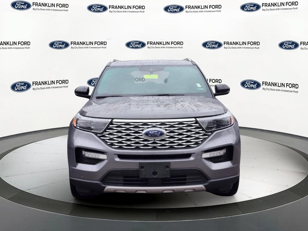 Certified 2022 Ford Explorer Platinum w/ Equipment Group 601A AWD/4WD image 8