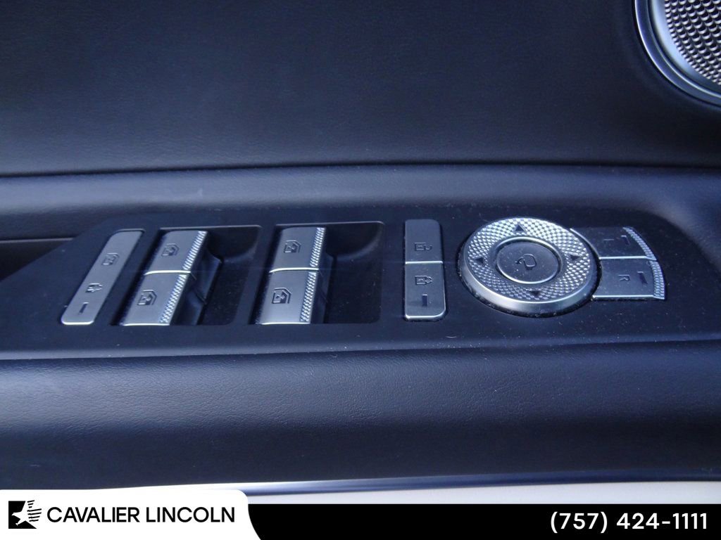 Used 2021 Genesis GV80 2.5T w/ Advanced Package 02 image 16