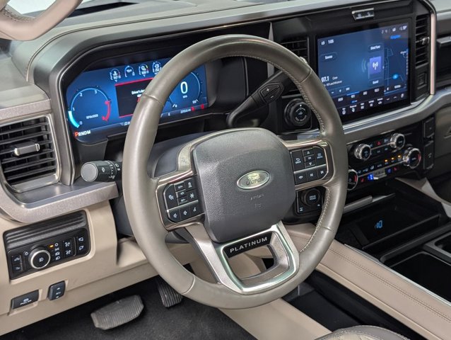Certified 2025 Ford F250 Platinum w/ Platinum Plus Package AWD/4WD image 14