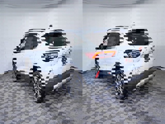 Certified 2025 Ford Escape Platinum image 6