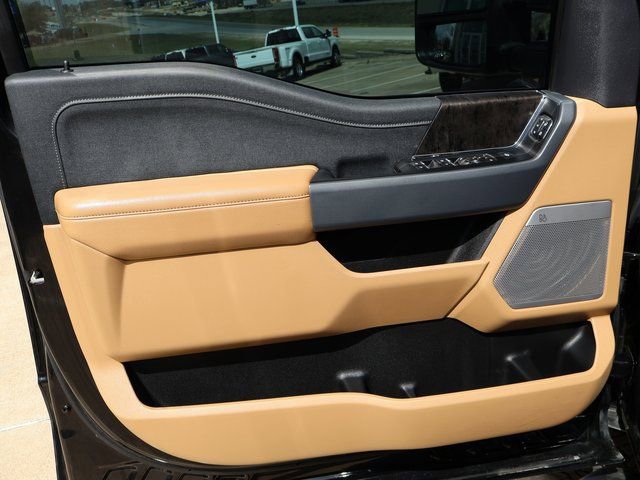 Certified 2023 Ford F250 Lariat w/ Sport Appearance Package image 21