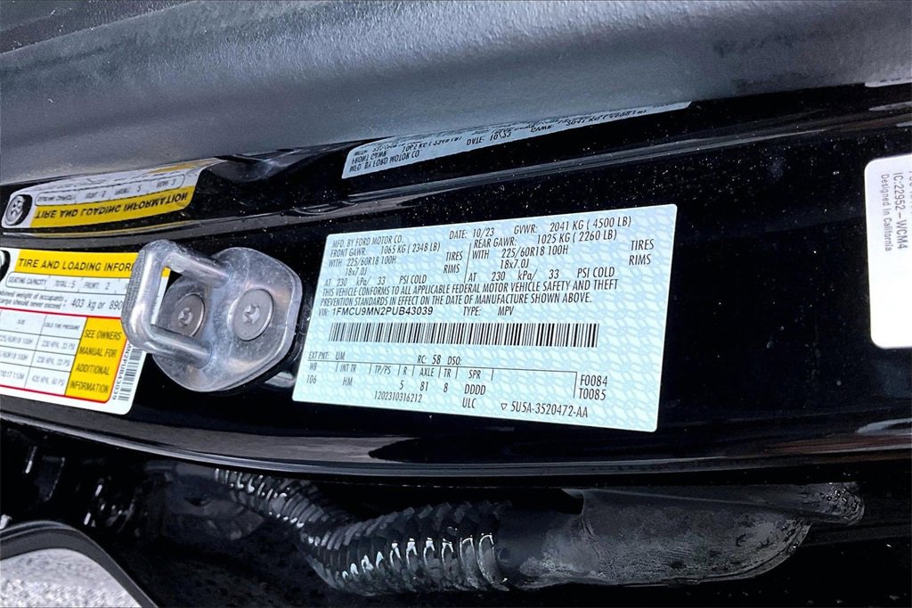 Certified 2023 Ford Escape ST-Line w/ Tech Pack #1 image 32