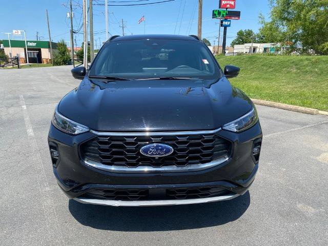 Certified 2024 Ford Escape ST-Line Select w/ Tech Pack #2 AWD/4WD image 2