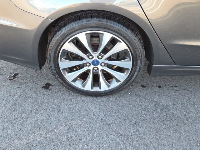 Certified 2020 Ford Fusion SE image 10