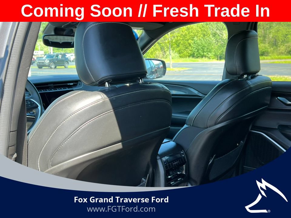 Used 2021 Jeep Grand Cherokee L Laredo AWD/4WD image 26
