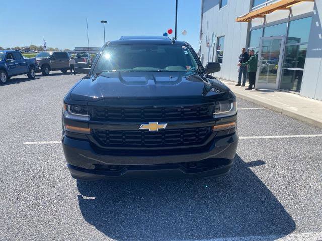 Used 2018 Chevrolet Silverado 1500 Custom w/ Custom Value Package image 10