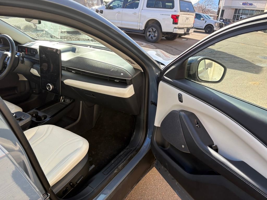 Certified 2024 Ford Mustang Mach-E Premium image 24