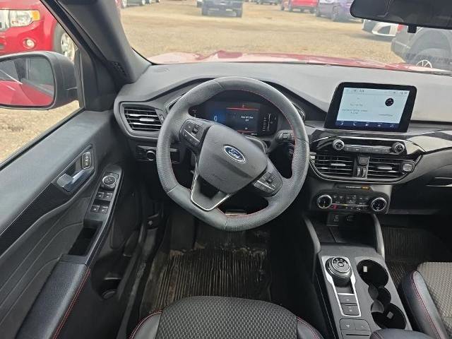 Certified 2023 Ford Escape ST-Line AWD/4WD image 6