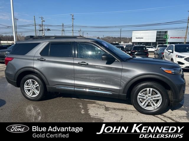 Certified 2023 Ford Explorer XLT image 4