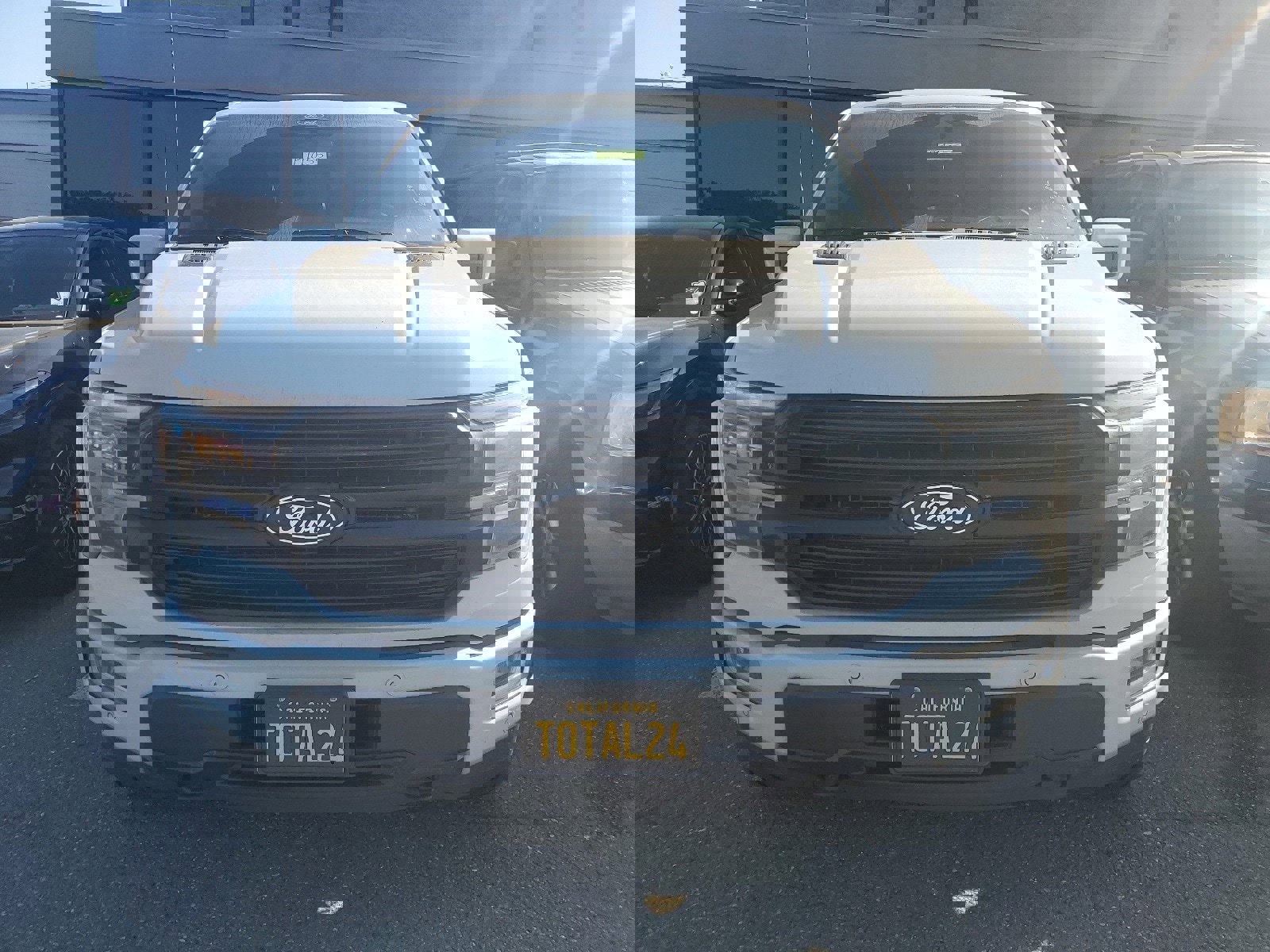 Certified 2024 Ford F150 Platinum w/ Equipment Group 702A High image 2