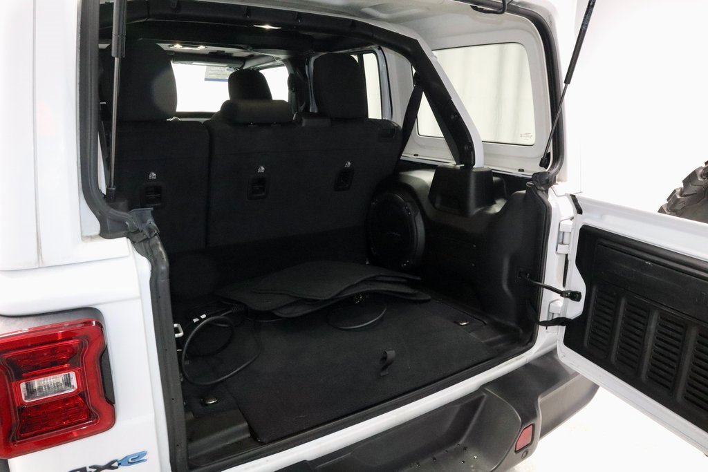 Used 2021 Jeep Wrangler Unlimited Rubicon 4xe w/ Cold Weather Group image 14
