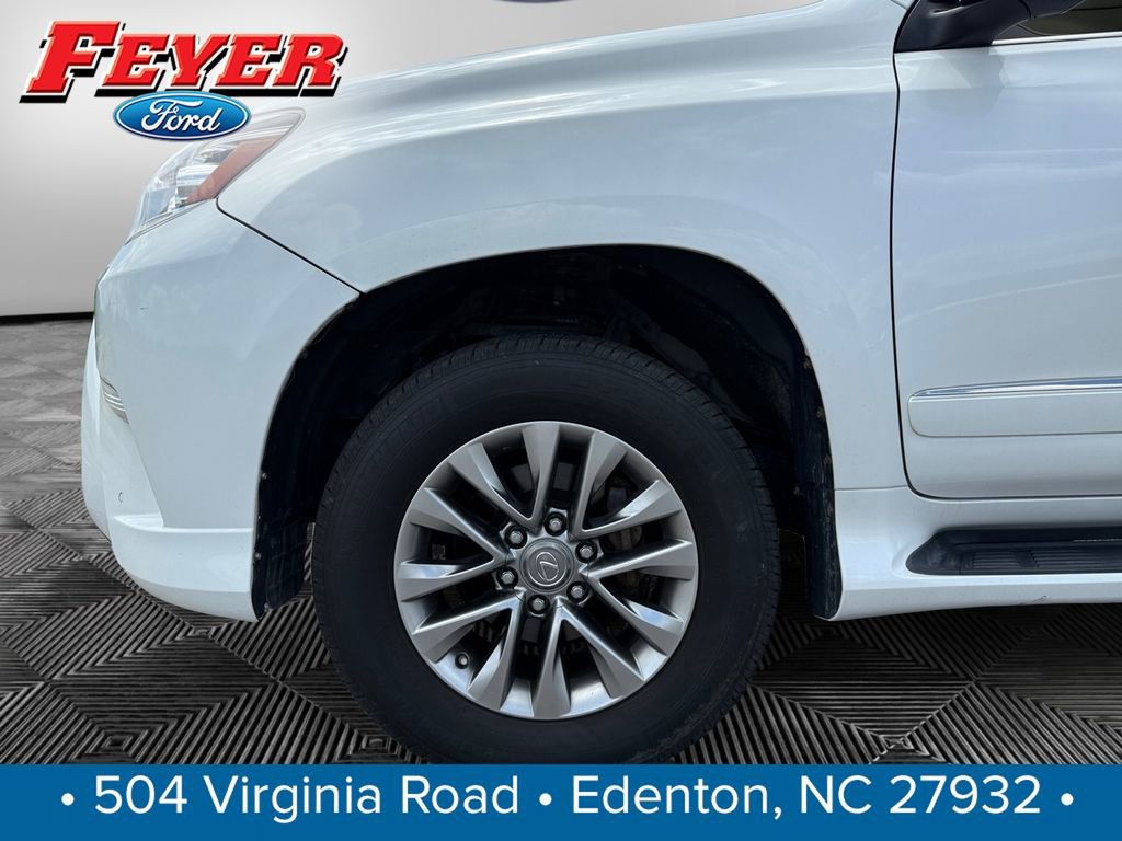 Used 2017 Lexus GX 460 Luxury w/ Preferred Accessory Package AWD/4WD image 14