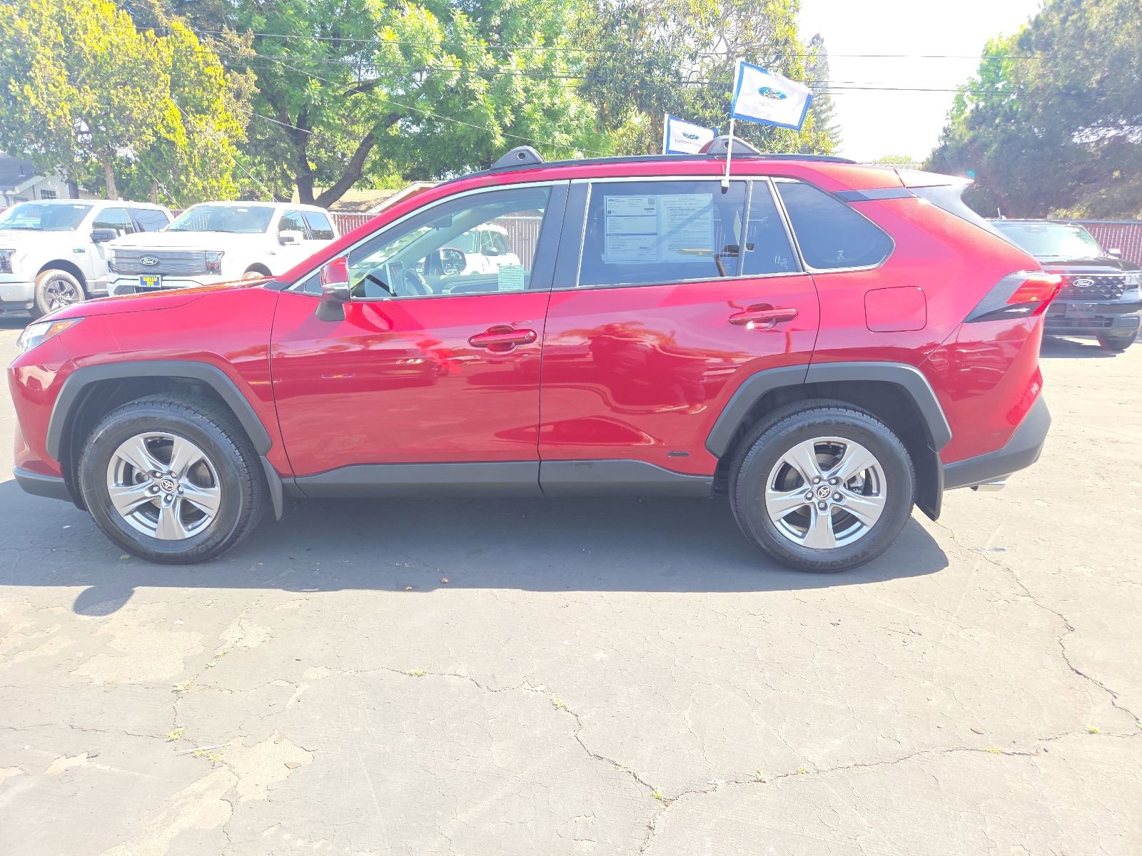 Used 2024 Toyota RAV4 XLE w/ Convenience Package AWD/4WD image 13