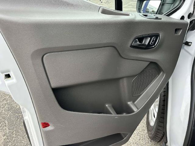 Certified 2025 Ford Transit 350 XLT RWD image 22