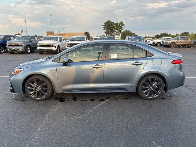 Used 2026 Toyota Corolla SE w/ SE Premium Package FWD image 8