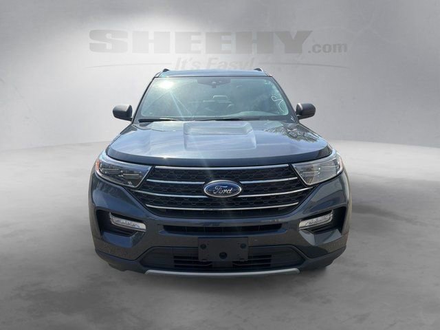 Certified 2022 Ford Explorer XLT w/ Equipment Group 202A image 16