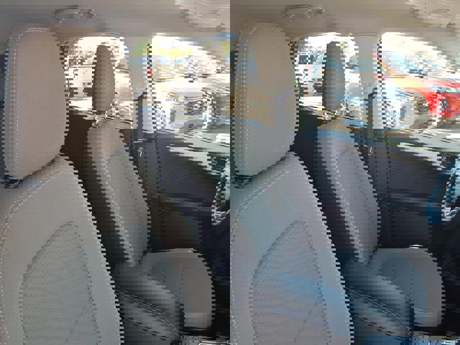 Certified 2022 Ford Escape SE w/ SE Sport Appearance Package image 12