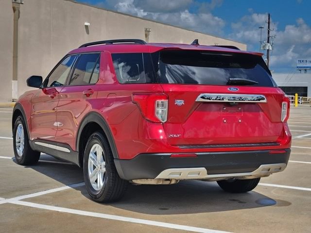 Certified 2023 Ford Explorer XLT w/ Equipment Group 202A RWD image 7