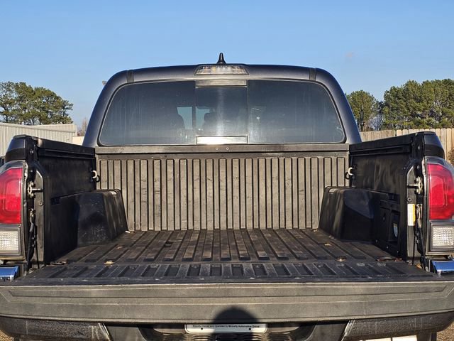 Used 2021 Toyota Tacoma TRD Off-Road image 26