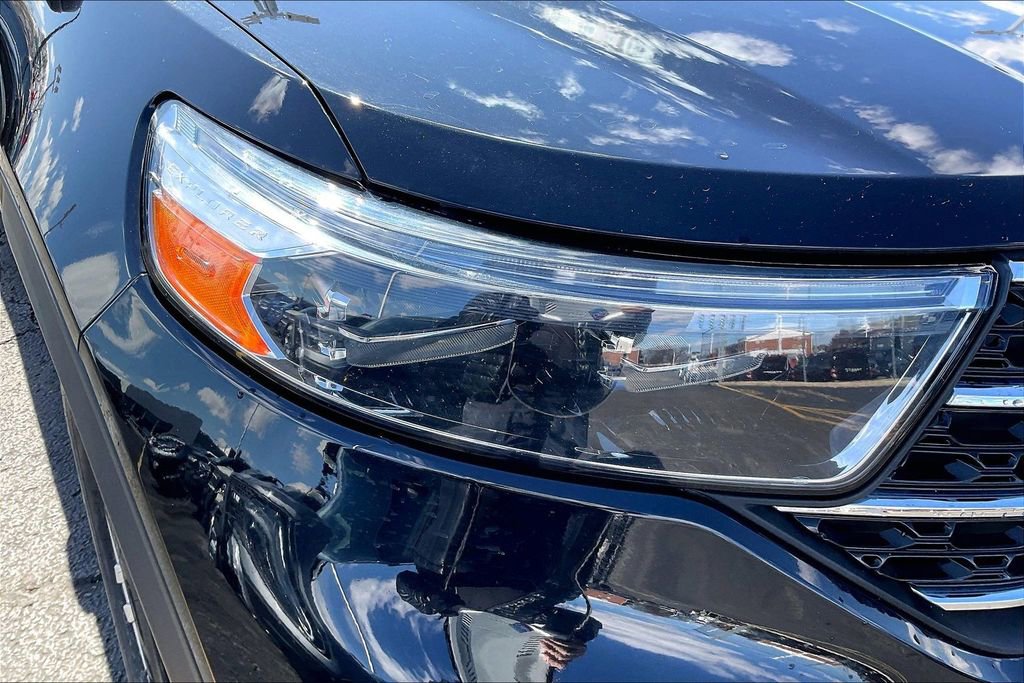 Certified 2022 Ford Explorer XLT w/ Class IV Trailer Tow Package image 27