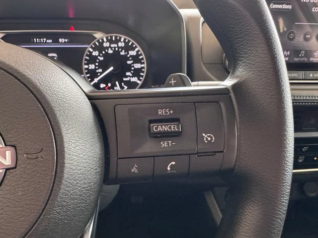 Used 2024 Nissan Rogue S AWD/4WD image 16