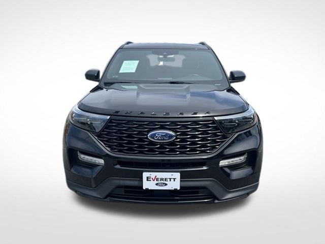Certified 2023 Ford Explorer ST-Line AWD/4WD image 2