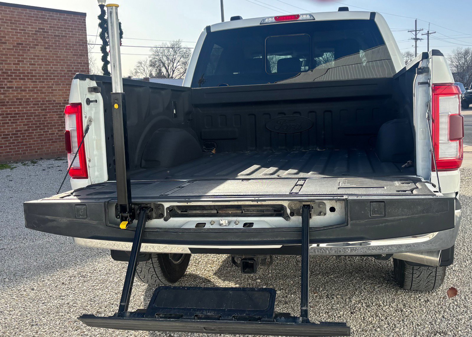 Certified 2022 Ford F150 Lariat w/ Equipment Group 502A High image 10