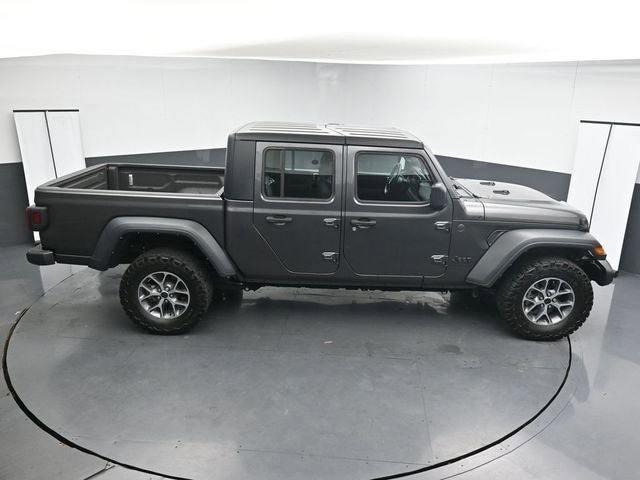 Used 2024 Jeep Gladiator Sport AWD/4WD image 26