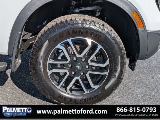 Certified 2025 Ford Ranger Lariat w/ FX4 Off-Road Package AWD/4WD image 11