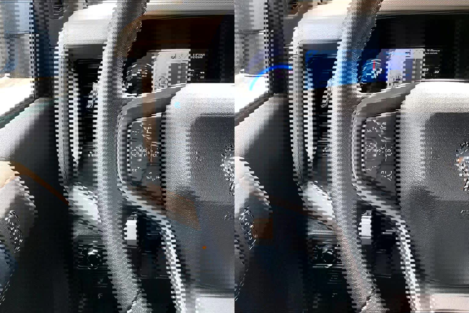 Certified 2023 Ford Bronco Wildtrak image 25