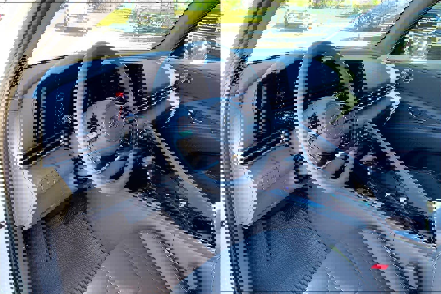 Used 2022 Hyundai Elantra SEL w/ Cargo Package image 15