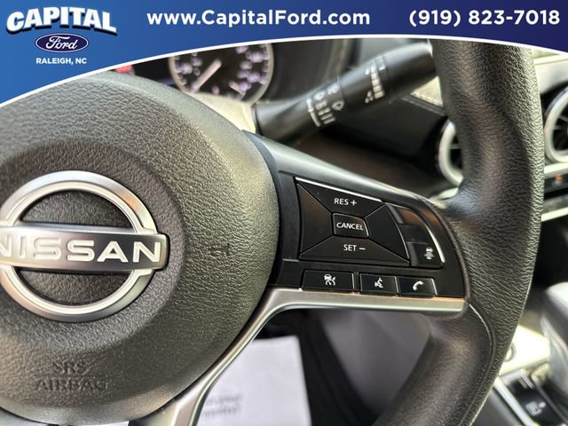 Used 2025 Nissan Sentra SV FWD image 23
