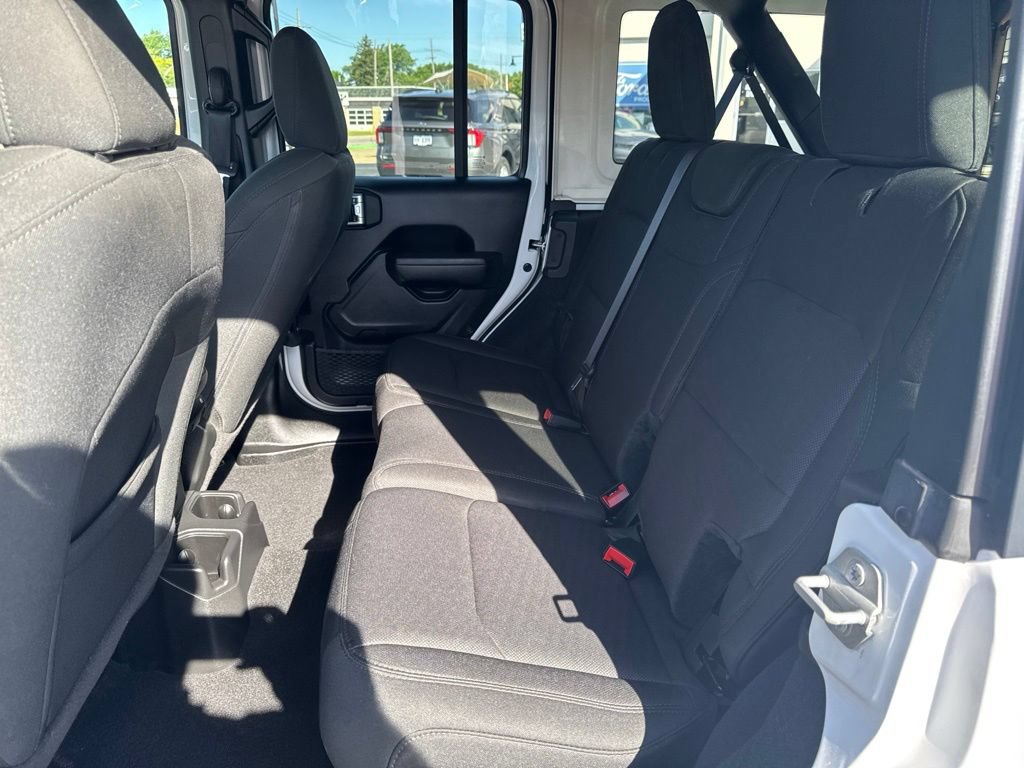 Used 2022 Jeep Wrangler Unlimited Sport AWD/4WD image 26