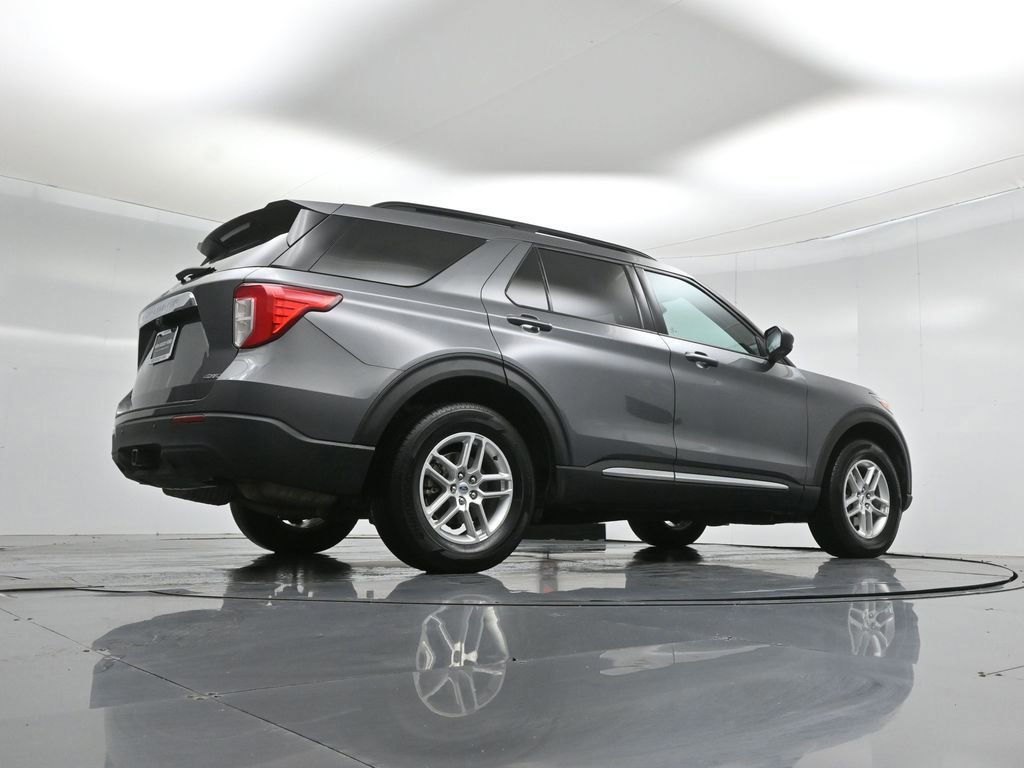 Certified 2022 Ford Explorer XLT w/ Class IV Trailer Tow Package image 14