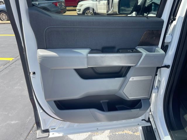 Certified 2022 Ford F150 Lariat w/ Max Trailer Tow Package AWD/4WD image 17