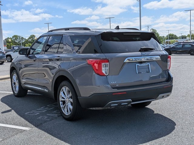 Certified 2023 Ford Explorer XLT w/ Equipment Group 202A RWD image 6
