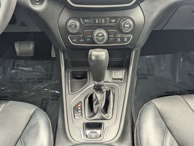 Used 2022 Jeep Cherokee Latitude Lux w/ Sun & Sound Group image 18