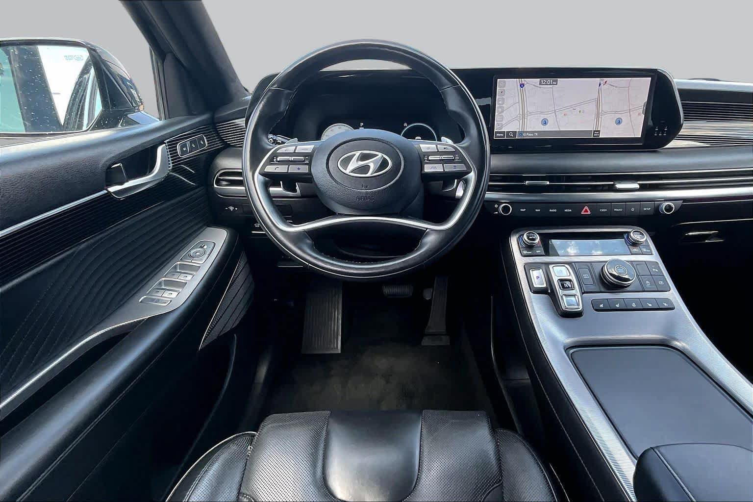 Used 2024 Hyundai Palisade Calligraphy FWD image 6