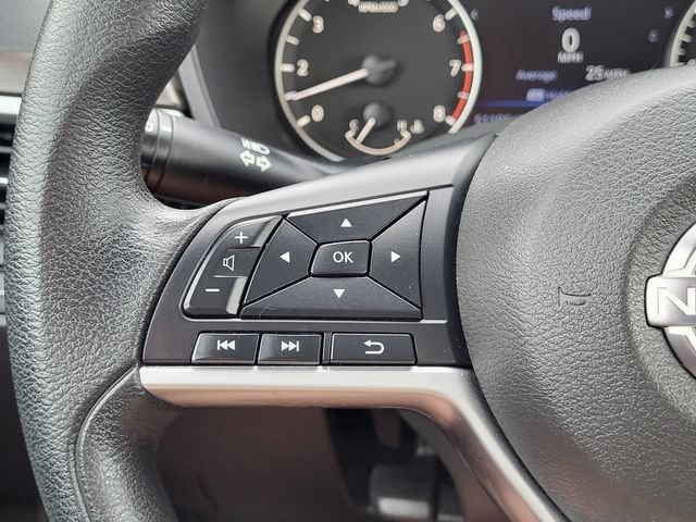 Used 2024 Nissan Altima 2.5 SV FWD image 22