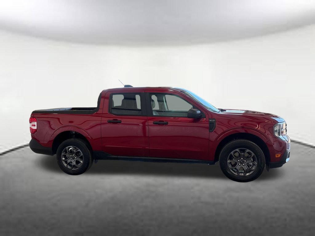 Certified 2025 Ford Maverick XLT FWD image 6