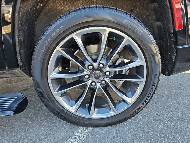 Used 2023 Jeep Wagoneer Series III w/ Premium Group I image 32