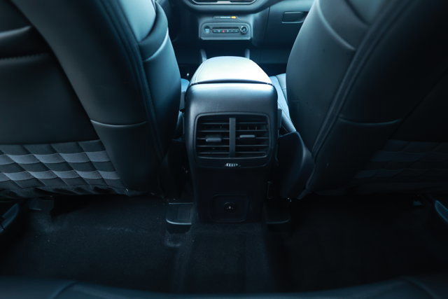 Certified 2025 Ford Bronco Sport Outer Banks w/ Outer Banks Tech Package+ AWD/4WD image 11